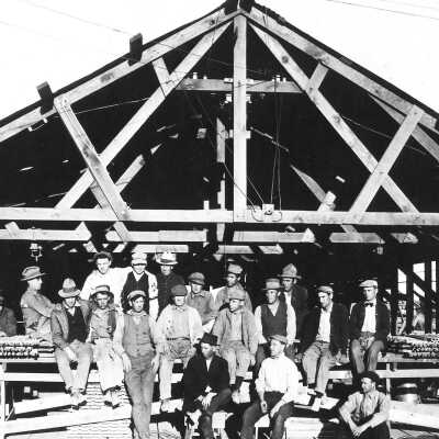 Hercules workers at Pipe Shop (Armstrong)