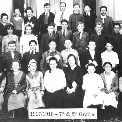 1917 - 1918 Class Photo, 7th-8th grade (city)