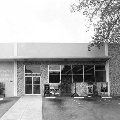 Pinole post office before landscaping (Armstrong)