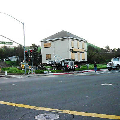 Faria house move 01