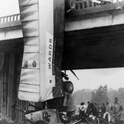 Wards truck on train tracks 1963 (Vincent)