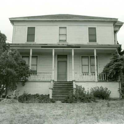 Faria home, front view, May 1975