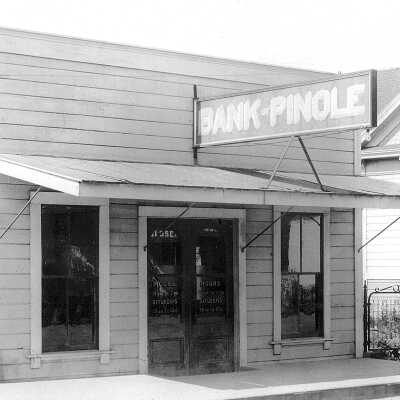 Bank of Pinole (original) : The original Bank of Pinole opened in 1905 and was the only bank in the city. The 1915 building that is on the National Register of Historic Places survived the 1989 Loma Prieta earthquake. 