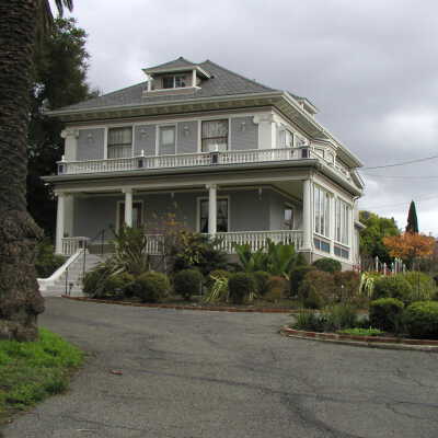 Downer Mansion 4