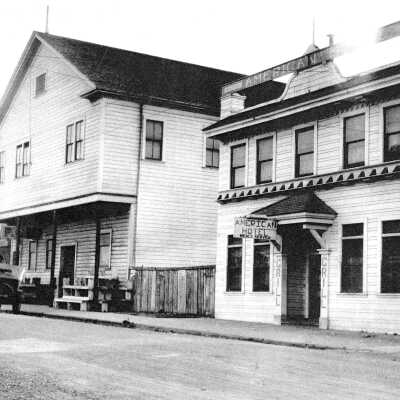 Forester's Hall:American Hotel #4 (Torretta): Forester's Hall and American Hotel. Forester's Hall (left) and the American Hotel were in the middle of the block on Tennent Avenue, between Main and Park streets. Forester's Hall burned in 1908, and the Pinole Opera House was built soon after. In 1931, the opera house burned down. 