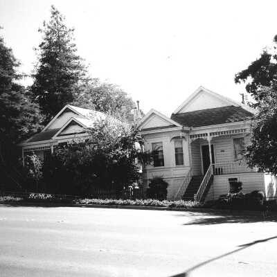 2565 San Pablo Ave. (8 inches)