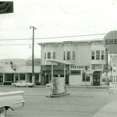 23-Town Tavern, Post Office, Valentine Cleaners, Shell Station, April 1961