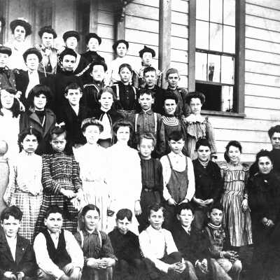 1904 Plaza School (Vincent)