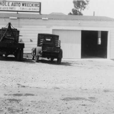 Pinole Auto Wrecking garage #1 (Lynette Lindsey)