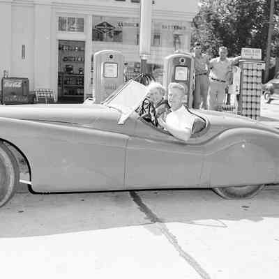 Koch's Shell Station