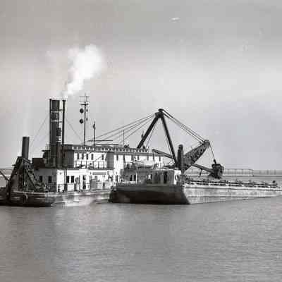 Dredge Kewaunee