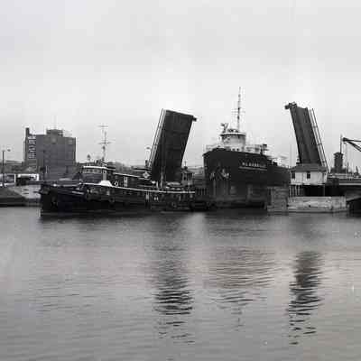 Tug John Purves