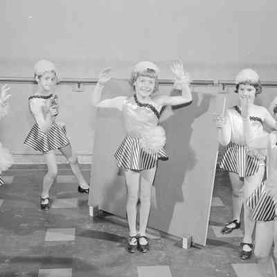 Jean Wolfmeyer Dancers