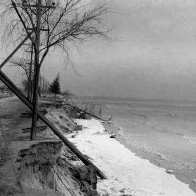 Erosion on Memorial Drive