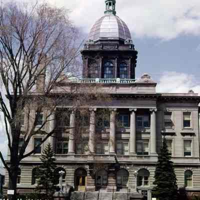 Manitowoc County Courthouse