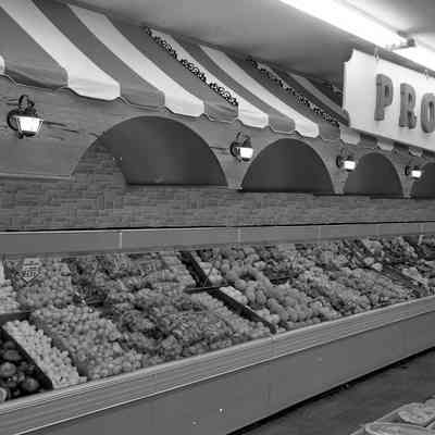 Piggly Wiggly Grocery Store