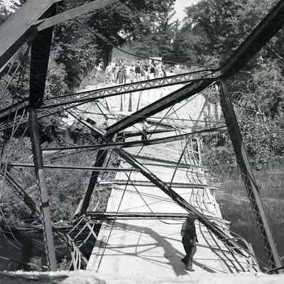 Manitowoc River bridge