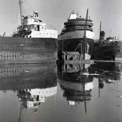 Winter Fleet Boats