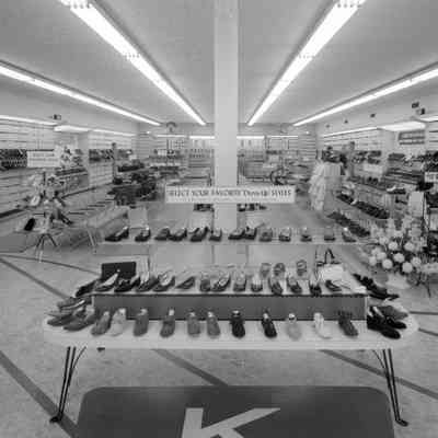Kinney Shoe Store