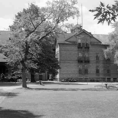 Manitowoc County Hospital