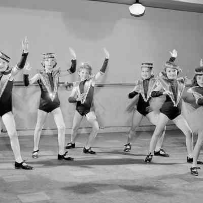 Jean Wolfmeyer Dancers