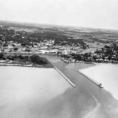 Two Rivers Harbor
