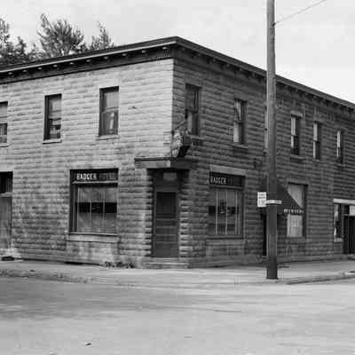 Badger Bar Hotel