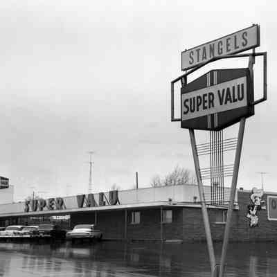 Stangel Super Valu Store