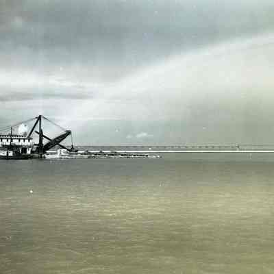 Dredge Kewaunee
