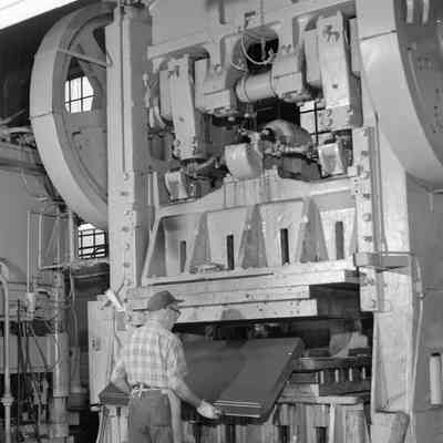 Manitowoc Equipment Works