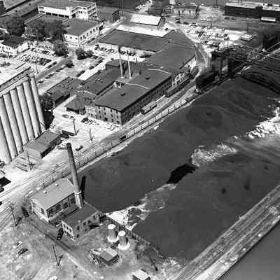 C. Reiss coal docks