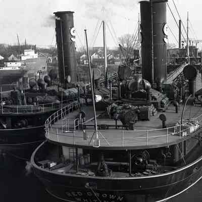 Tankers Red Crown & Robert Stewart