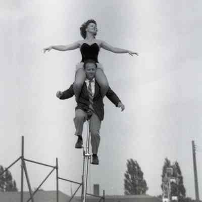 Outdoor Circus Performers