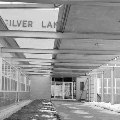 Silver Lake College