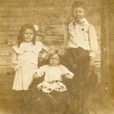 Julius, Blanche and Glen Grindstaff