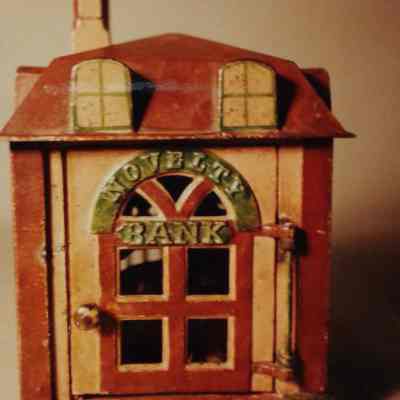 Novelty Bank