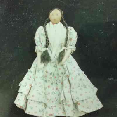 Argentine Woman Doll in Festival Costume