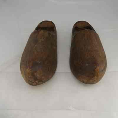 Wooden Shoes, Sabots