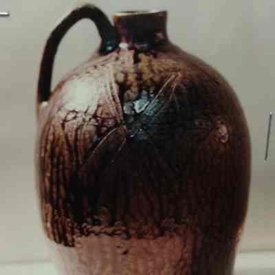 Lg. Jug (Confederate Flags Decoration)