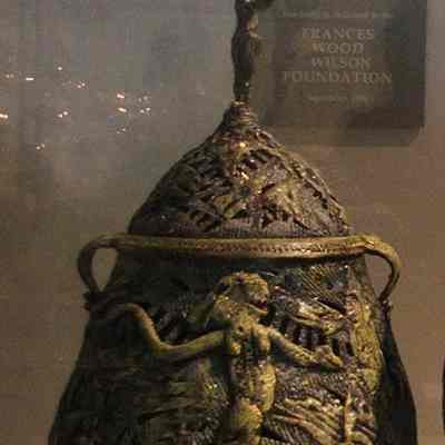Covered Vessel