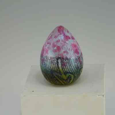 Opaque Pink / Green Egg