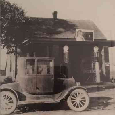 Elmore Gas Station & Mercantile