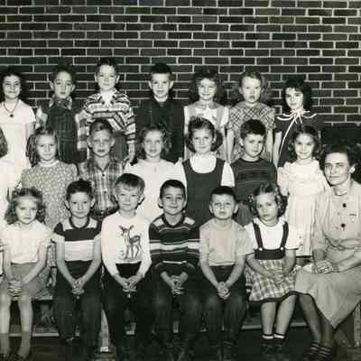 1951-1952 Moral Township School, Grade 1