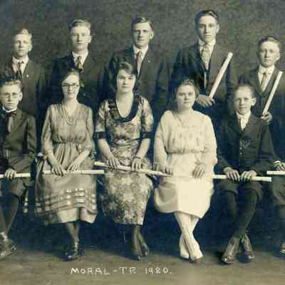 1920 Moral Township, school