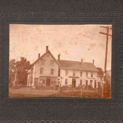 Stores at Exeter Corner