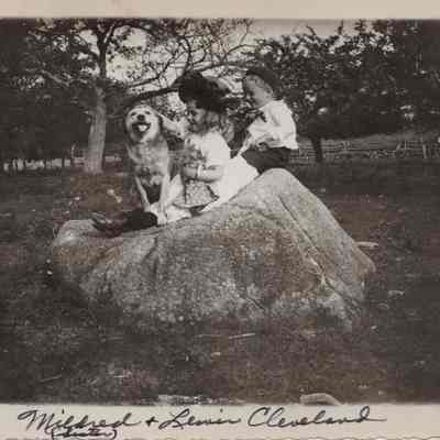 Cleveland kids with dog