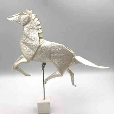 (F) - Vong, Gabriel (Folder, Hong Kong); Kamisha, Satoshi (Creator, Japan) - White Horse