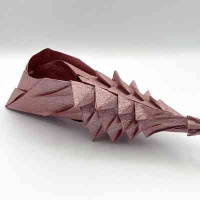 (F) Vong, Gabriel (Folder, Hong Kong); Derudas, David (Creator, Italy) - Spiral Shell