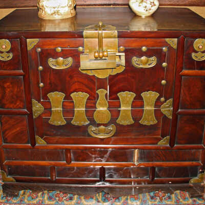 Chest, Hope