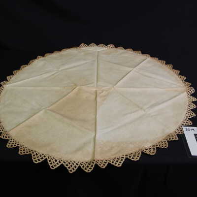 Linen, Table